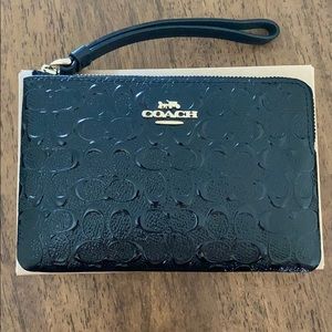 Coach wristlet wallet